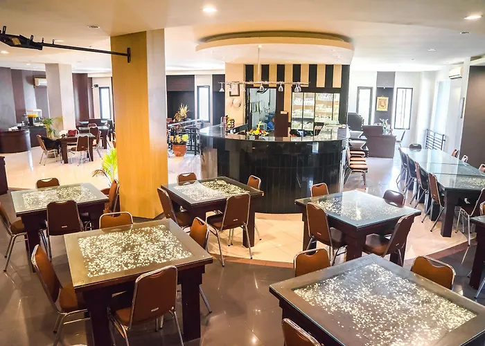 Hotel Puri Ayu 3*