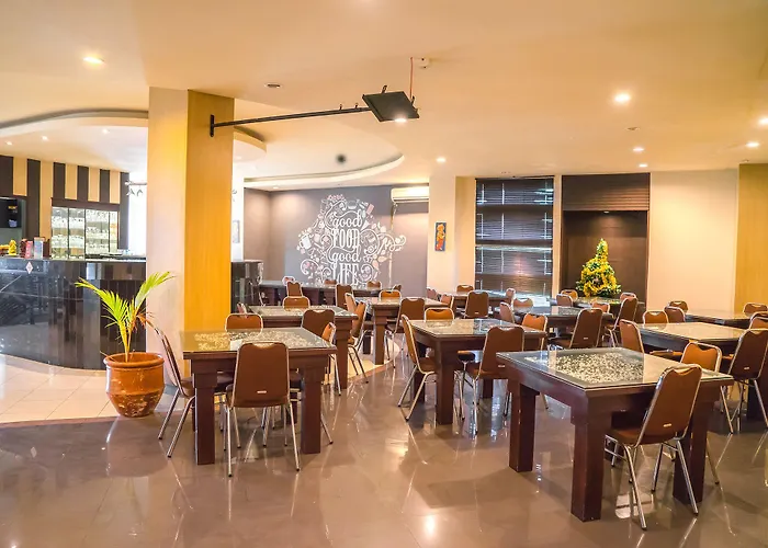 普里阿玉酒店 酒店