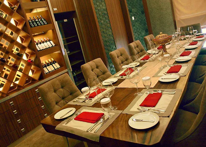 Hotel Puri Ayu 3*